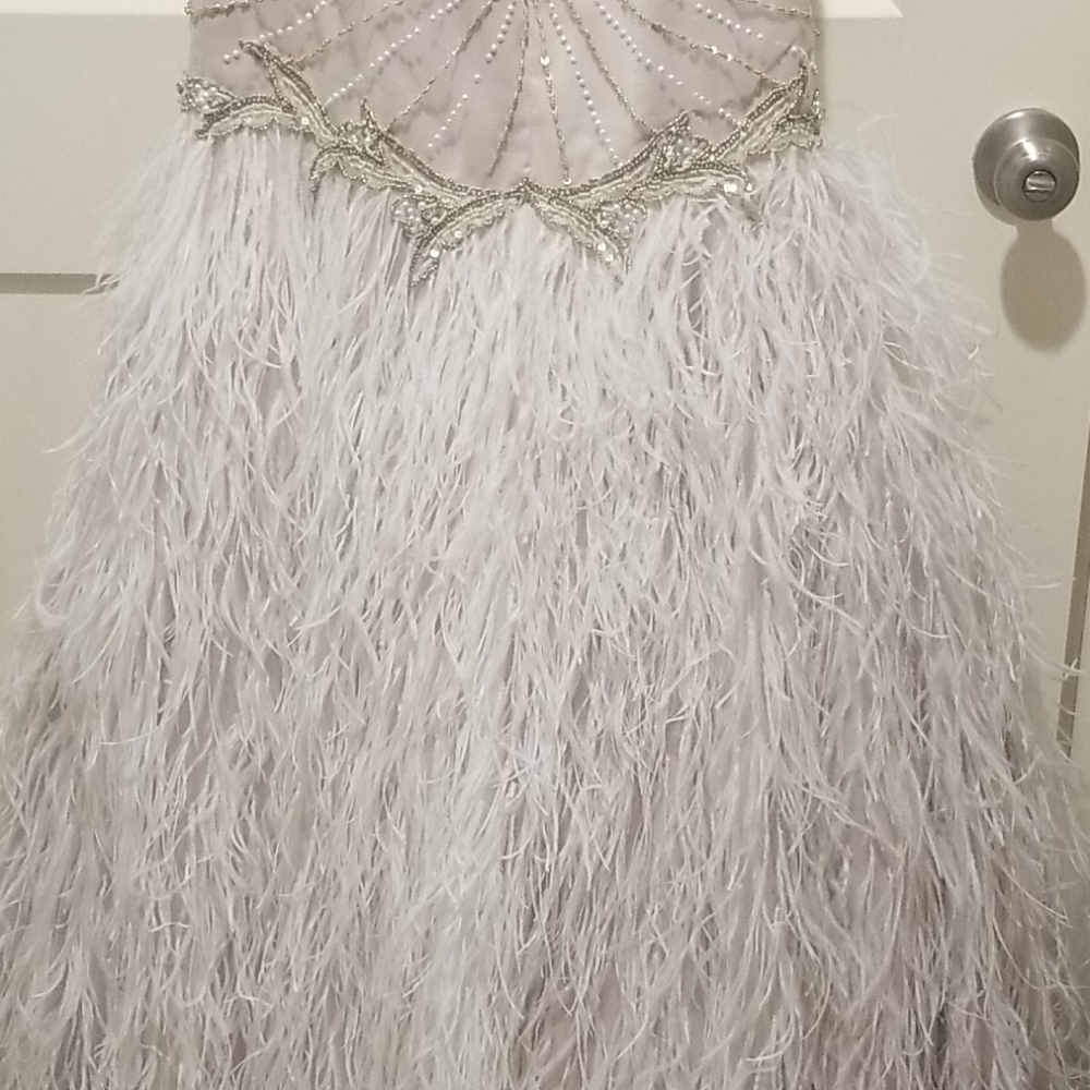 SLAY MY LIFE! JOVANI GOWN. ONE OF A KIND!! - Picture 7 of 8